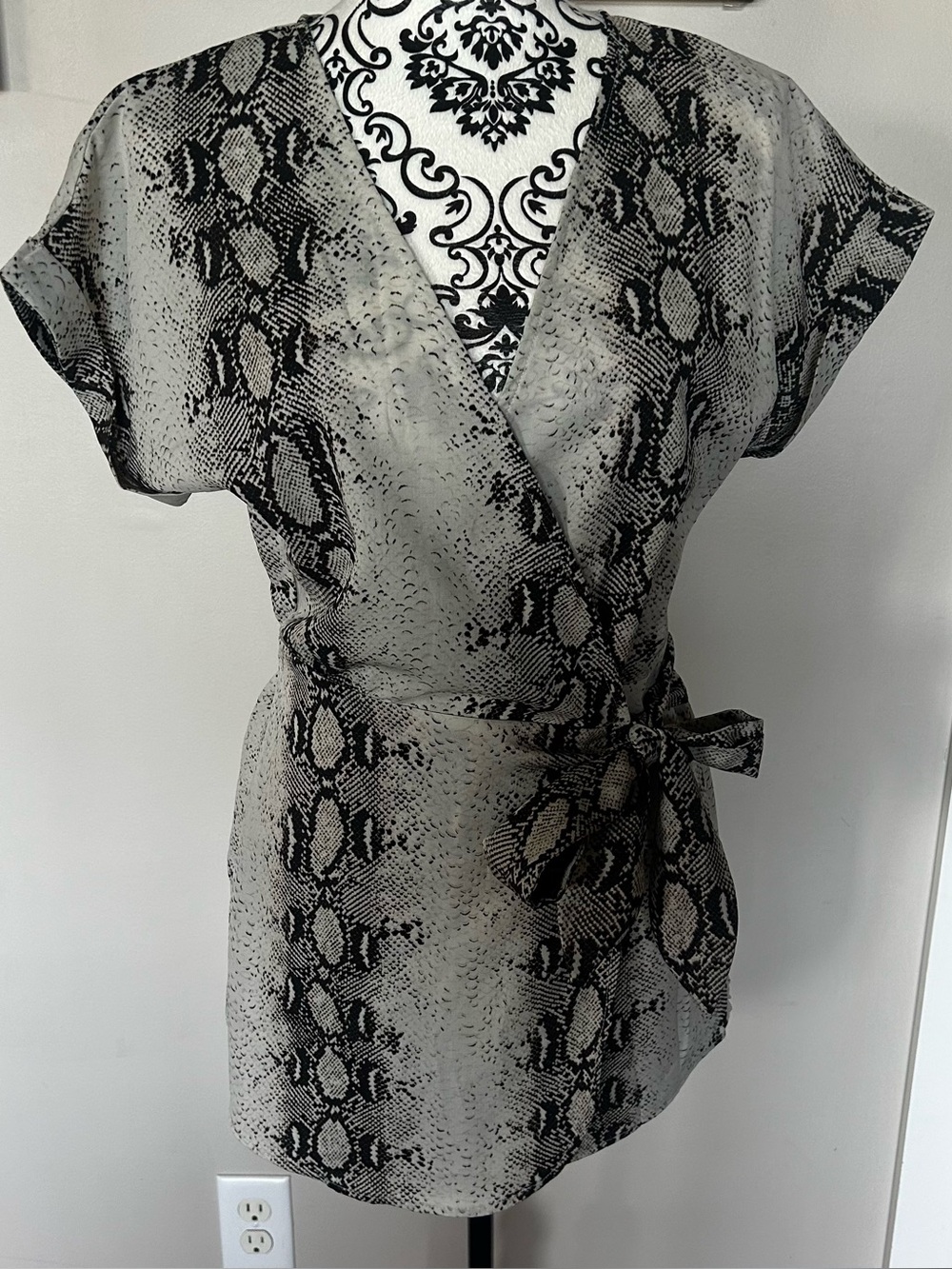 She+Sky Leopard Romper (M)